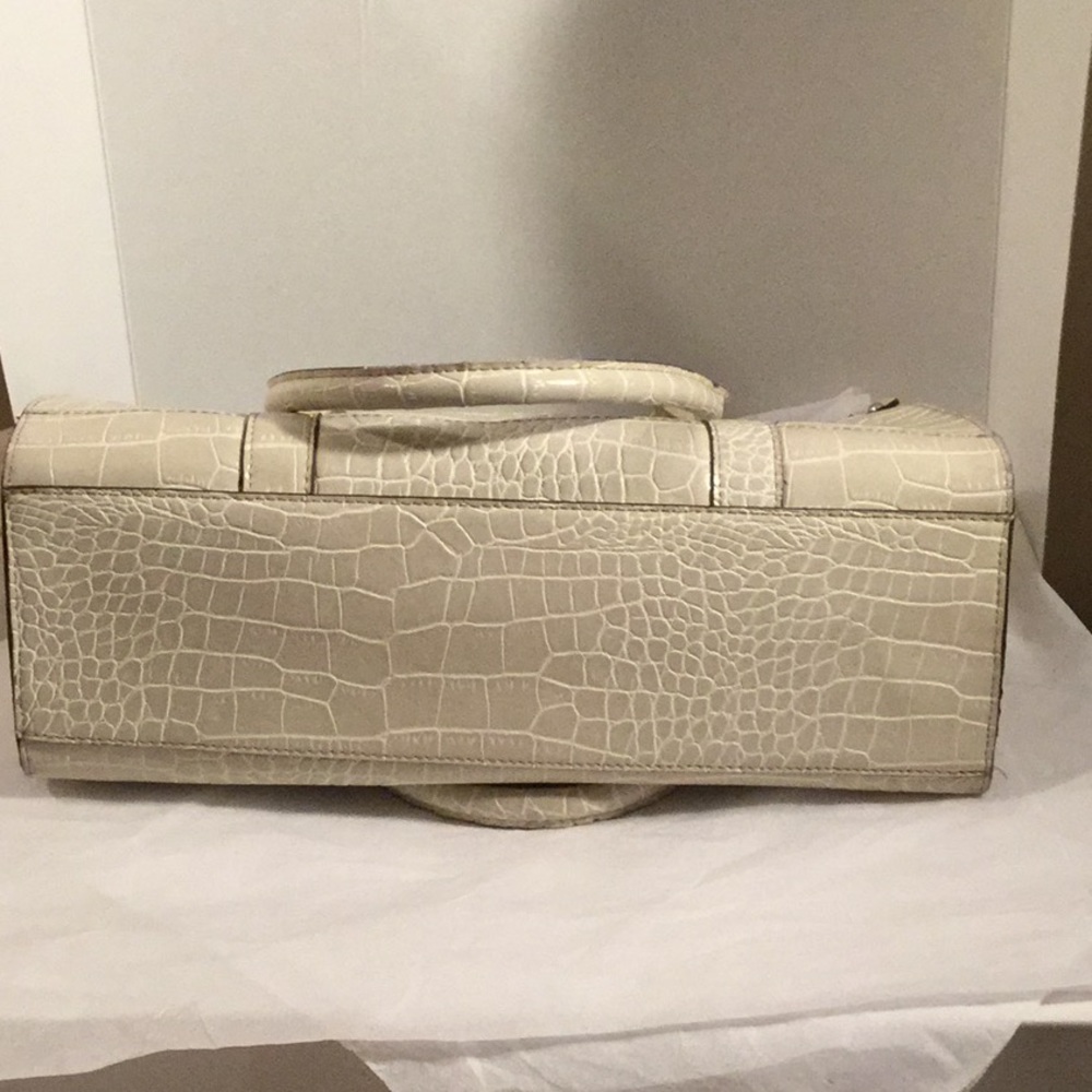 EMILY M. HANDBAG - Picture 4 of 5